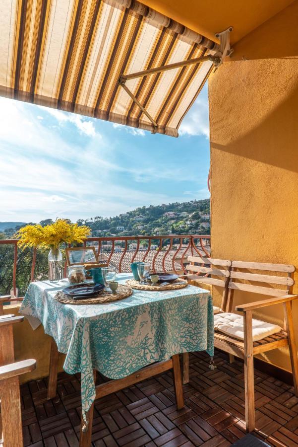 L'Odyssee Provencale, Un Duplex De Charme De 2 Chambres Au Pied Du Village Medieval De Bormes-Les-Mimosas, Offrant Des Prestations Haut De Gamme Et Une Superbe Vue Sur Le Massif Des Maures 외부 사진