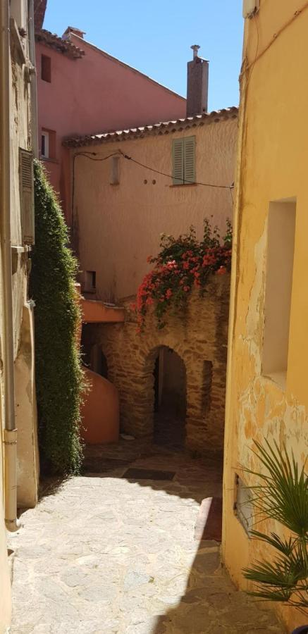 L'Odyssee Provencale, Un Duplex De Charme De 2 Chambres Au Pied Du Village Medieval De Bormes-Les-Mimosas, Offrant Des Prestations Haut De Gamme Et Une Superbe Vue Sur Le Massif Des Maures 외부 사진