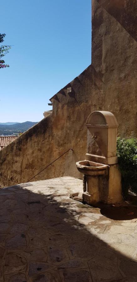 L'Odyssee Provencale, Un Duplex De Charme De 2 Chambres Au Pied Du Village Medieval De Bormes-Les-Mimosas, Offrant Des Prestations Haut De Gamme Et Une Superbe Vue Sur Le Massif Des Maures 외부 사진
